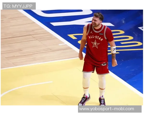 库里全明星投票首期获超百万票居西部第三仅次于东契奇和约基奇