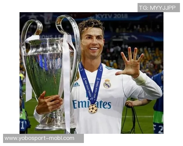 贝纳德斯基揭秘C罗真实个性谦逊友善与团队融洽相处